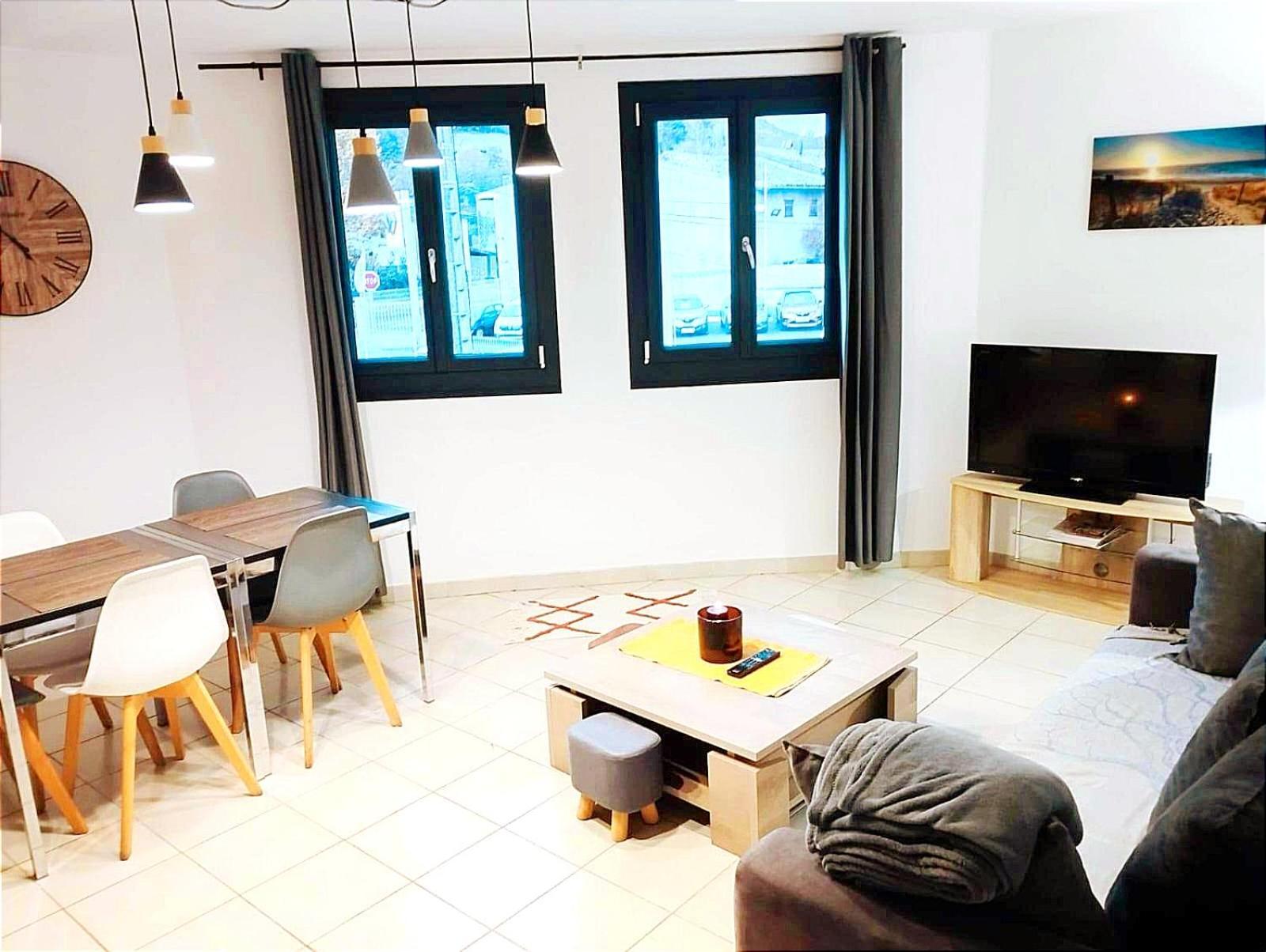 Grand Et Bel Appartement Lavelanet Dış mekan fotoğraf